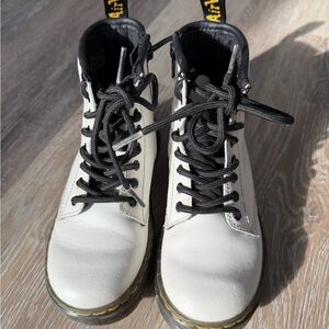 Dr. Martens Kids White and Black Lace-Up Leather Boots